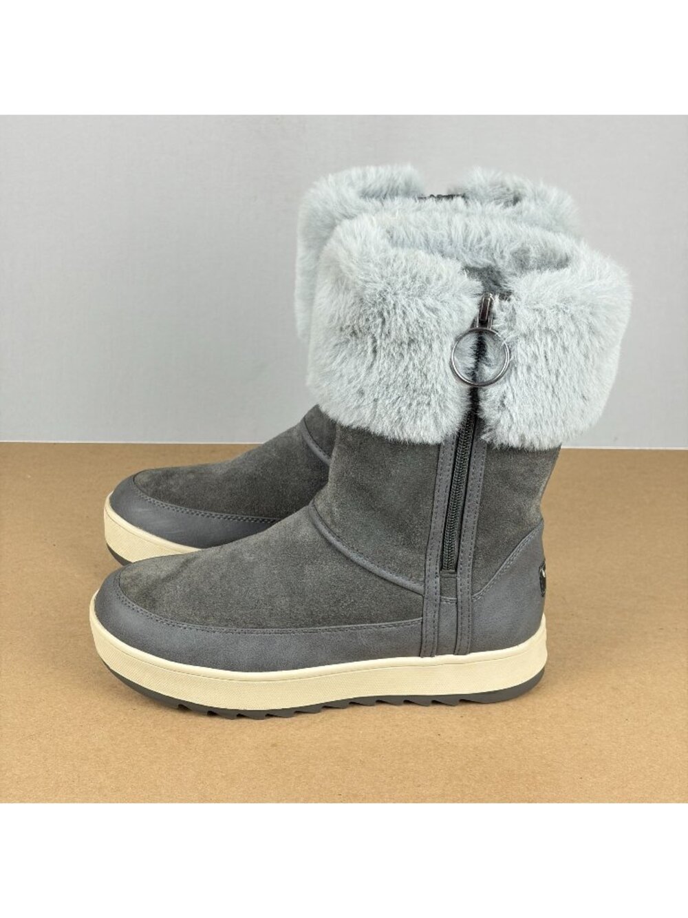 Koolaburra by UGG Tynlee Waterproof Suede Boots Womens 6 Gray Faux Fur Cuff